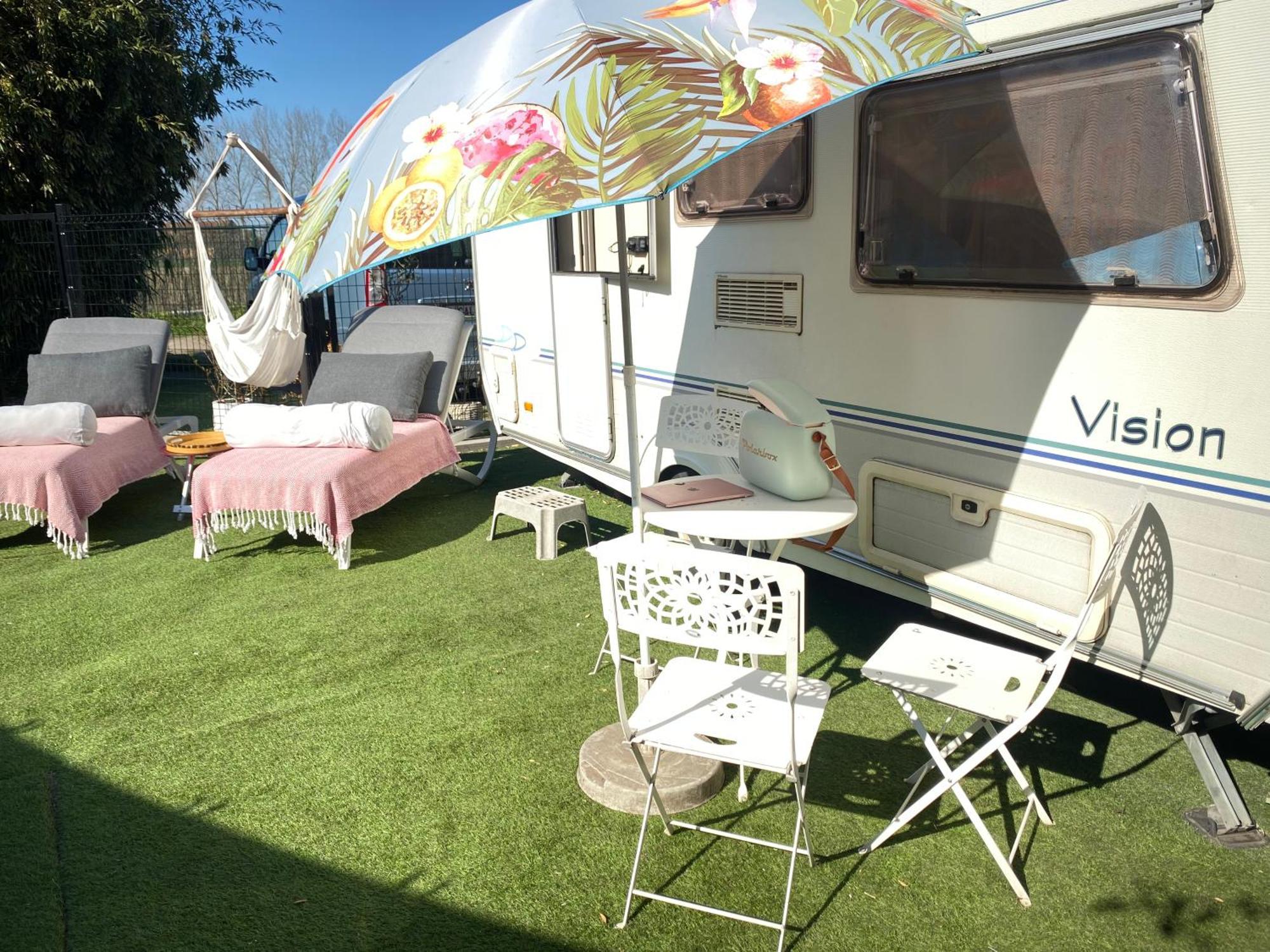 Gardencaravan Near Ghent In Green Area מראה חיצוני תמונה